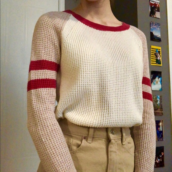 Cute American Eagle Sweater
Like New
Hot Pink, Blush Pink, White Colour-Block - Picture 1 of 4